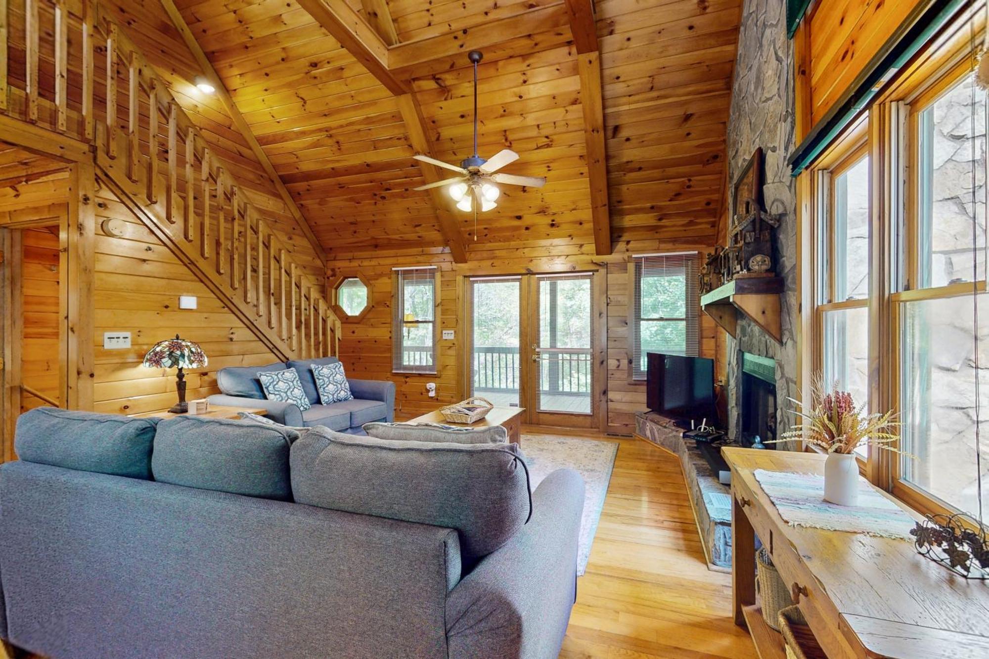 Вилла Lucilles Creekside Hideaway Блу-Ридж Экстерьер фото